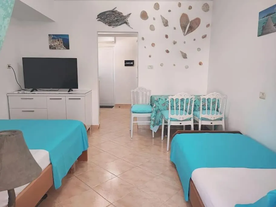 Comfortable Small Apartment. Sarande